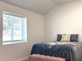 16337 Interlake Avenue N, Shoreline WA 98133