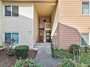 23625 112th Avenue SE G201, Kent WA 98031