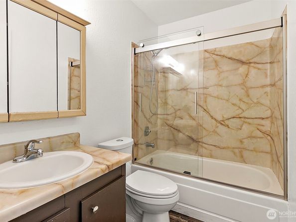 23625 112th Avenue SE G201, Kent WA 98031