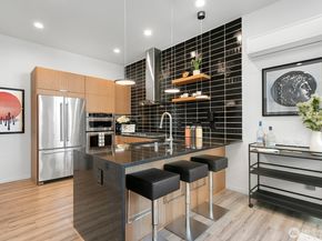 1823 26th Ave B, Seattle WA 98122