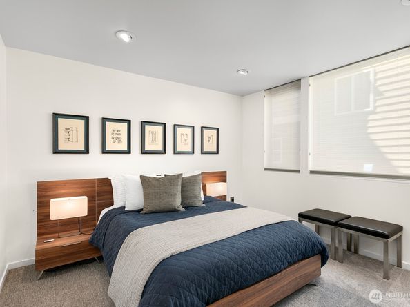 1823 26th Ave B, Seattle WA 98122