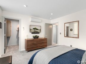 1823 26th Ave B, Seattle WA 98122