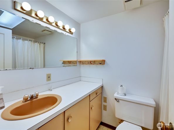 4338 Tanda Avenue NW, Bremerton WA 98312