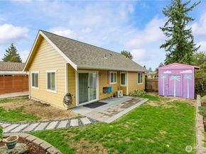 23438 28th Avenue S, Des Moines WA 98198