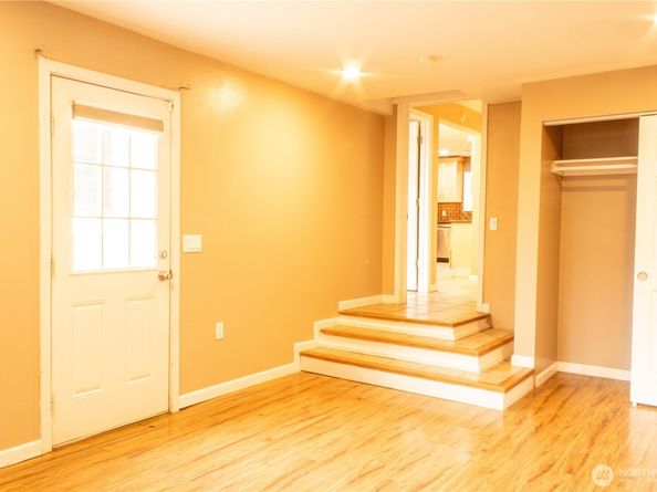 1325 Garrison Avenue, Port Orchard WA 98366