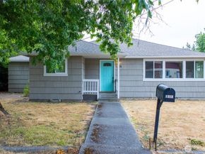 1325 Garrison Avenue, Port Orchard WA 98366