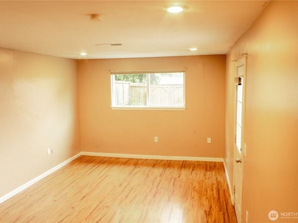 1325 Garrison Avenue, Port Orchard WA 98366