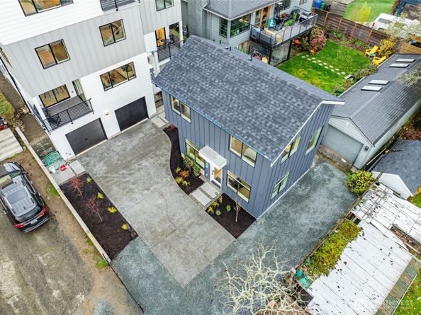 3448 37th Avenue SW, Seattle WA 98126