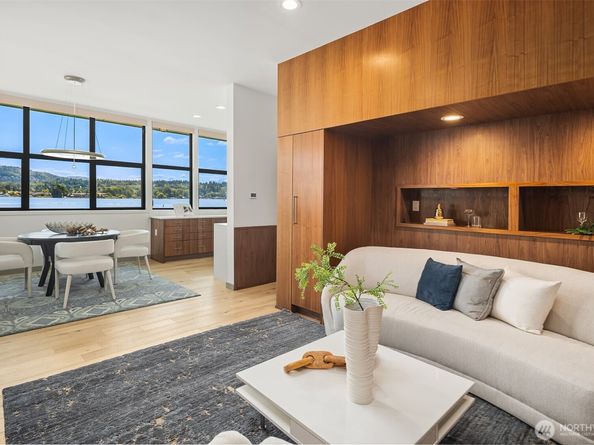 3840 E Mercer Way, Mercer Island WA 98040