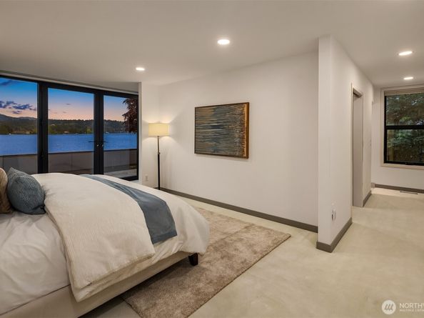 3840 E Mercer Way, Mercer Island WA 98040