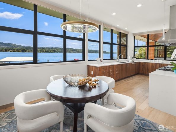 3840 E Mercer Way, Mercer Island WA 98040
