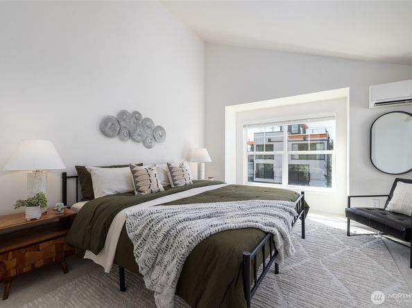 10303 N Evanston Avenue, Seattle WA 98133
