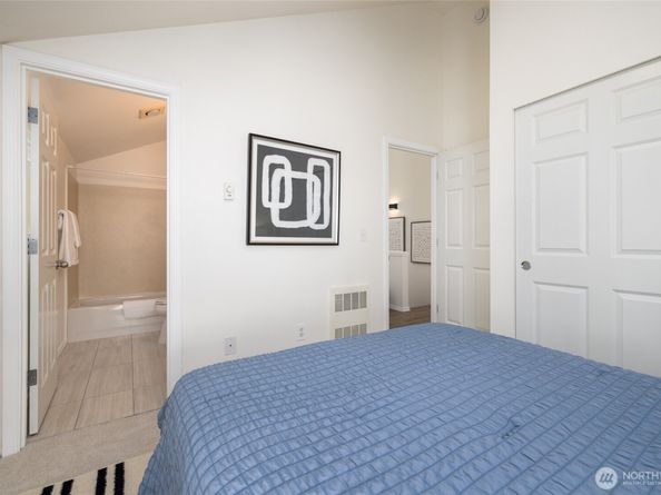 10303 N Evanston Avenue, Seattle WA 98133