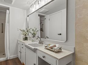 2819 W McGraw Street, Seattle WA 98199