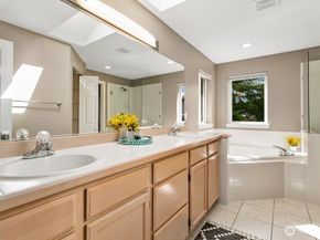 9306 138th Court NE, Redmond WA 98052