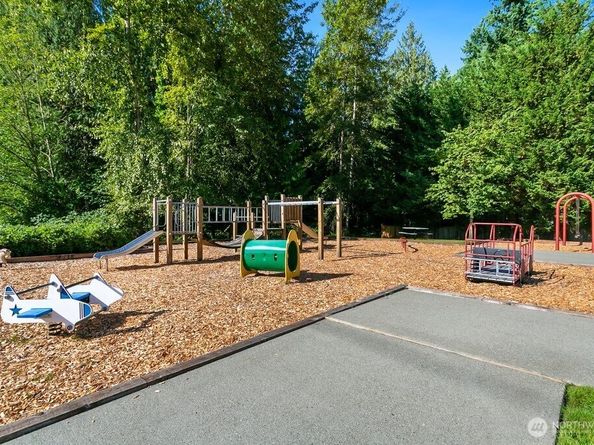9306 138th Court NE, Redmond WA 98052