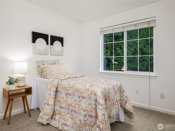 17121 3rd Place W, Bothell WA 98012