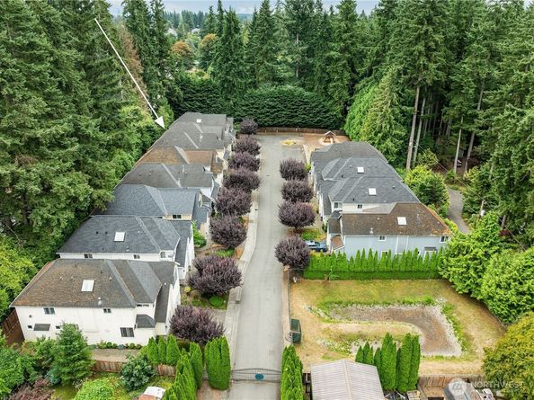 17121 3rd Place W, Bothell WA 98012