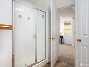 17121 3rd Place W, Bothell WA 98012