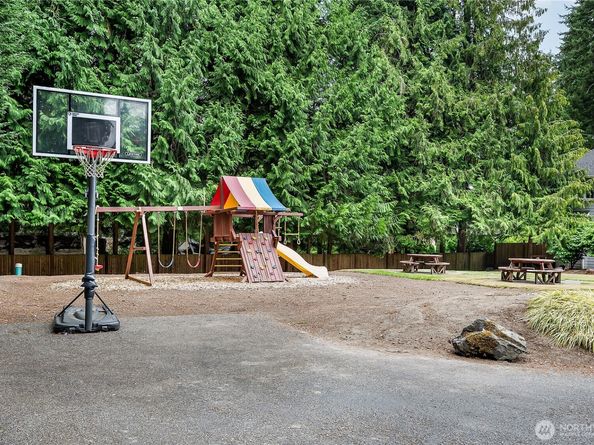 17121 3rd Place W, Bothell WA 98012