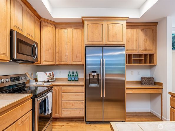 17121 3rd Place W, Bothell WA 98012