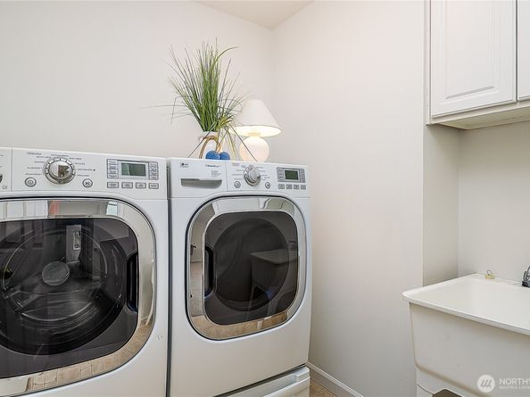17121 3rd Place W, Bothell WA 98012