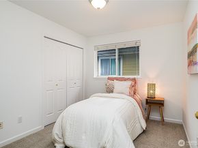 17121 3rd Place W, Bothell WA 98012