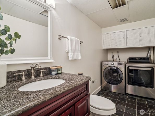 17841 4th Avenue NW, Shoreline WA 98177