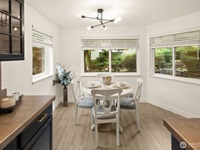 12504 NE 142nd Lane C101, Kirkland WA 98034