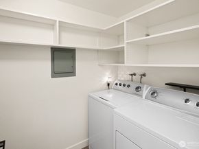 12504 NE 142nd Lane C101, Kirkland WA 98034