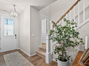 1081 SW Pendleton Way, Port Orchard WA 98367