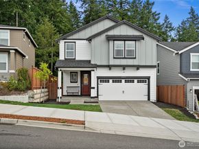 1081 SW Pendleton Way, Port Orchard WA 98367