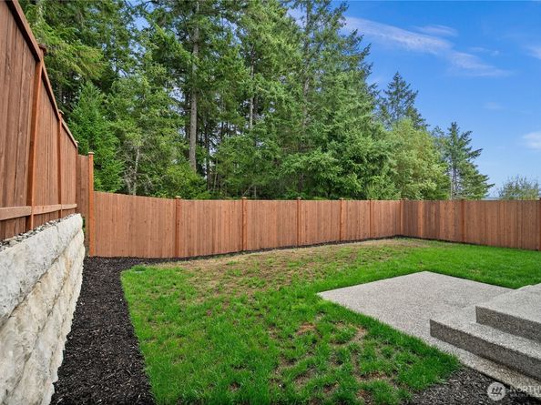 1081 SW Pendleton Way, Port Orchard WA 98367