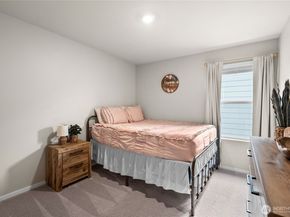 1081 SW Pendleton Way, Port Orchard WA 98367