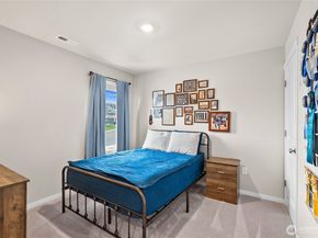 1081 SW Pendleton Way, Port Orchard WA 98367