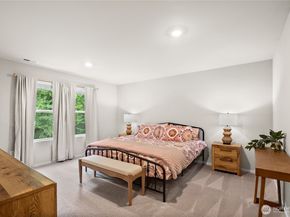 1081 SW Pendleton Way, Port Orchard WA 98367