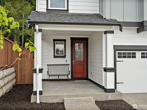 1081 SW Pendleton Way, Port Orchard WA 98367