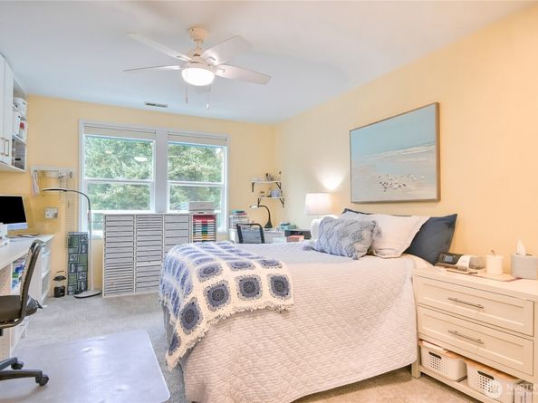 22014 SE 40th Lane 2130, Issaquah WA 98029