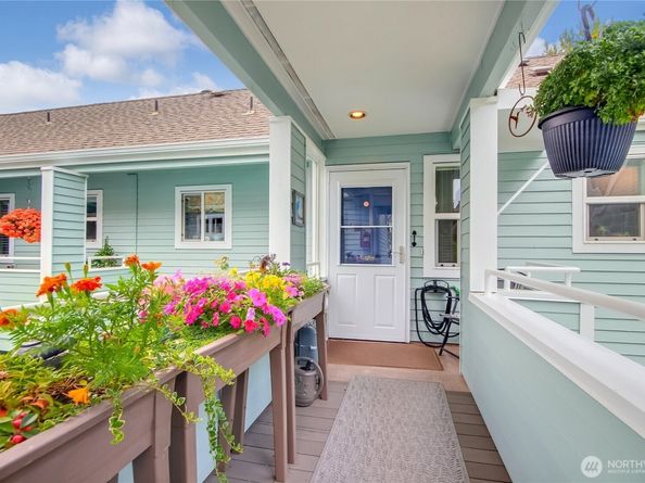 22014 SE 40th Lane 2130, Issaquah WA 98029