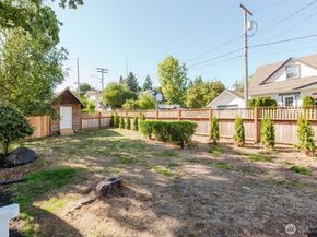 1547 Park, Bremerton WA 98337