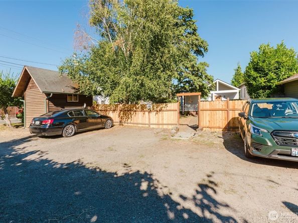 1547 Park, Bremerton WA 98337