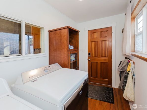 1547 Park, Bremerton WA 98337