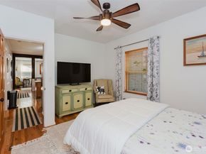 1547 Park, Bremerton WA 98337