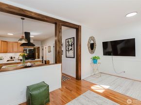 1547 Park, Bremerton WA 98337