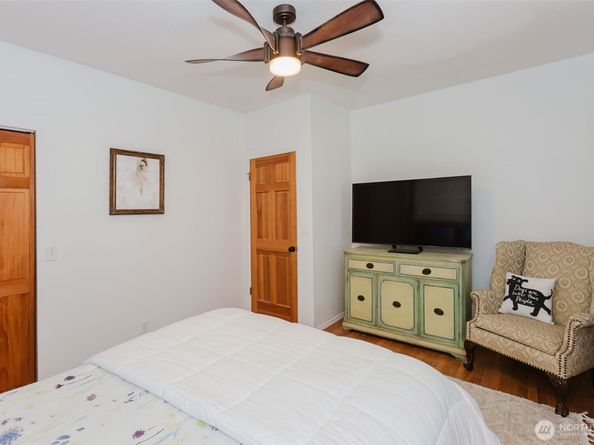 1547 Park, Bremerton WA 98337