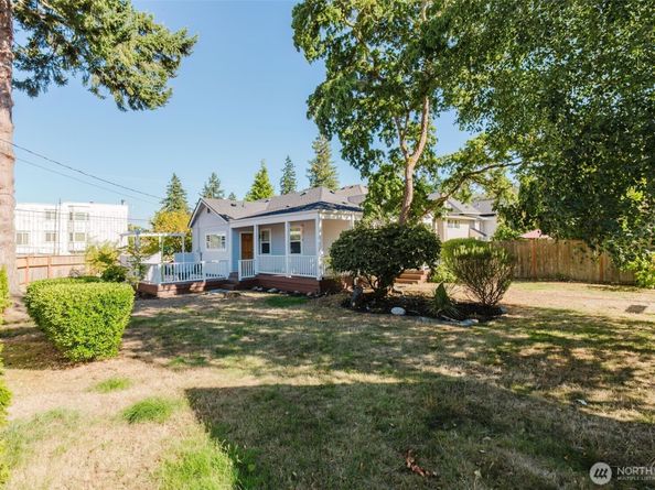 1547 Park, Bremerton WA 98337