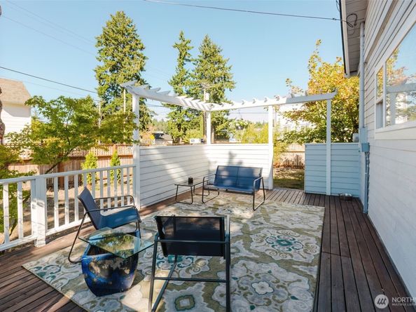 1547 Park, Bremerton WA 98337