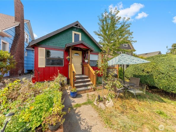 2018 Rockefeller Avenue, Everett WA 98201