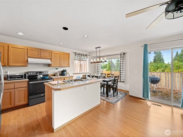 1708 88th Drive SE, Lake Stevens WA 98258