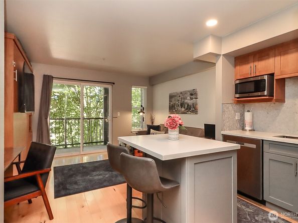 600 N 85th Street 306, Seattle WA 98103